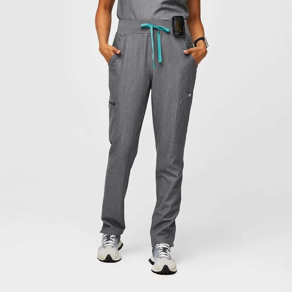 FIGS High Waisted Yola Skinny Scrub Pants Women's XS/P Graphite Gray TW2000P - Picture 2 of 16